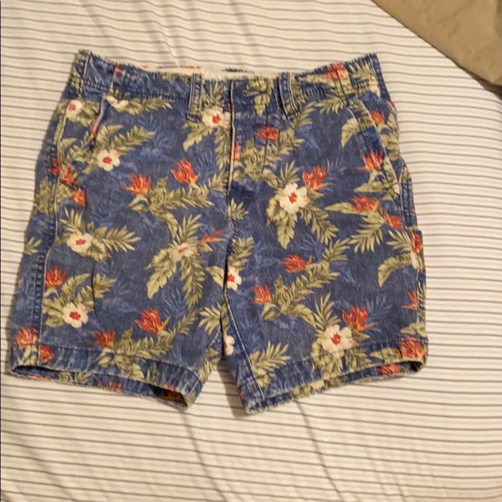 Abercrombie floral shorts